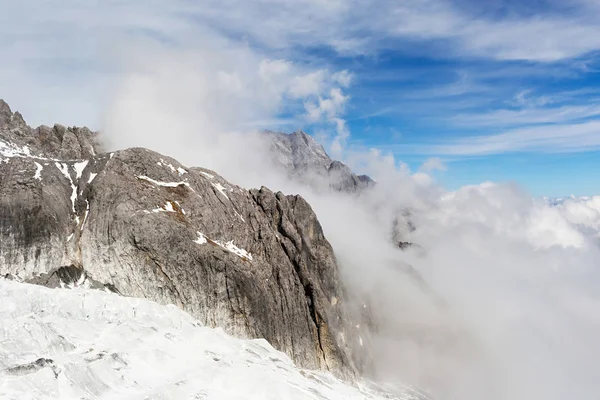 Jade Dragon Snow Mountain Yulong Snow Mountain Localizado Lijiang Yunnan — Fotografia de Stock