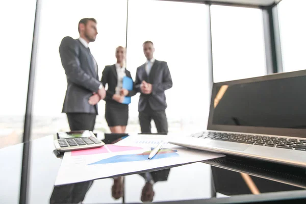 Grupo Mixto Personas Reuniones Negocios Que Trabajan Con Documentos Ordenadores — Foto de Stock