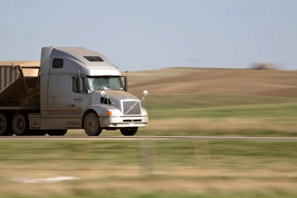 Imagen Borrosa Del Exceso Velocidad Los Vehículos Autopista Trans Canadá — Foto de Stock