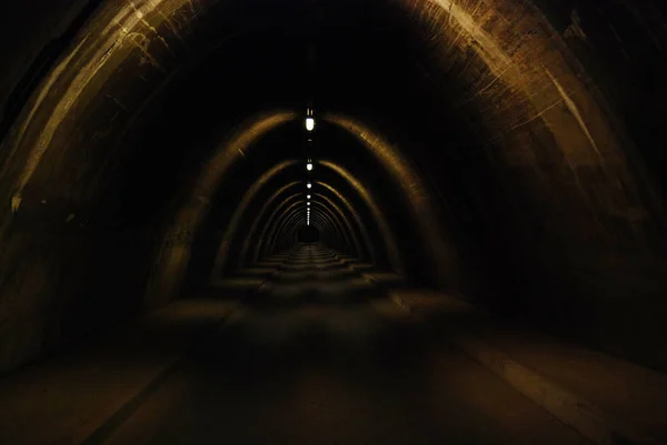 トンネルの教会 — ストック写真