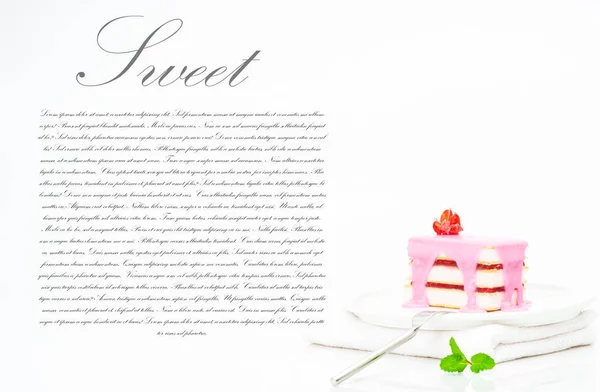 ピンクのアイシングと小さなケーキ — ストック写真