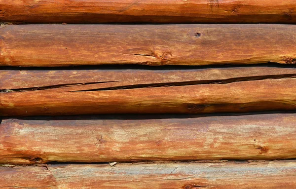 Ściana Wykonana Drewnianych Belek Pęknięcia Powierzchni — Zdjęcie stockowe