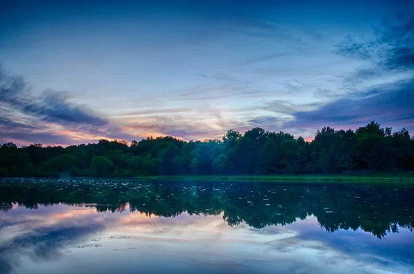 Sonnenuntergang Über Einem See — Stockfoto