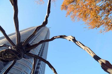 The Spider statue at Roppongi Hills in Tokyo, Japan clipart
