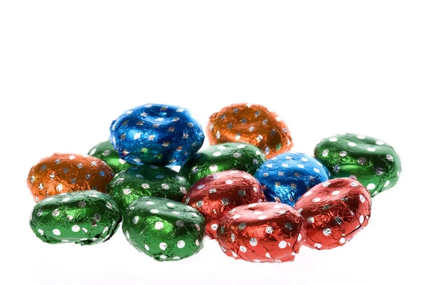 Isoliertes Makrobild Von Schokoladenkeksen Farbenfroher Verpackung — Stockfoto