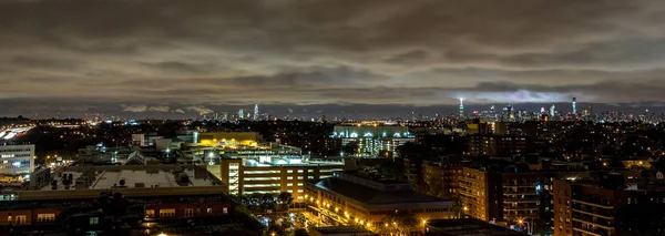 Вид Манхэттен Ночью Квинса Нью Йорк — стоковое фото