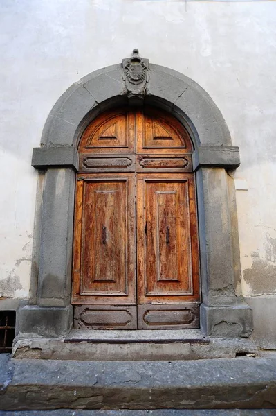 Ahşap Antik Talyan Kapı Yakın Çekim Görüntüsü — Stok fotoğraf