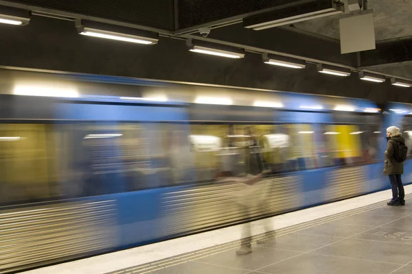 Fast Train Passing Motion Blur — Stock fotografie
