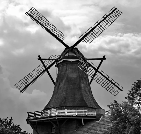 古い風車のクローズアップショット — ストック写真
