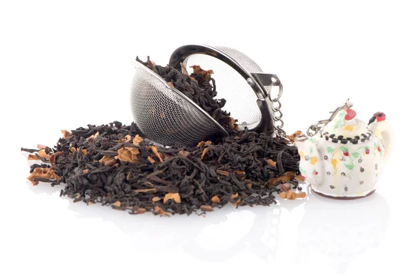 Ароматичний Чорний Сухий Чай Пелюстками Чайна Серветка Білому Тлі — стокове фото