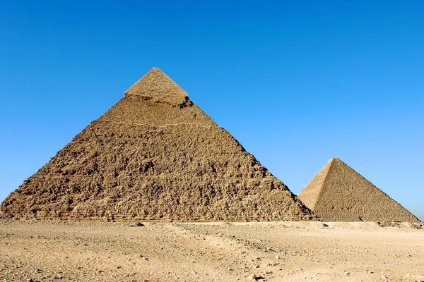 Giza Pyramiderna Med Blå Himmel — Stockfoto