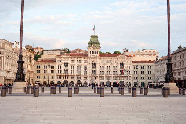 Kilátás Piazza Unit Italia Trieszt Olaszország — Stock Fotó