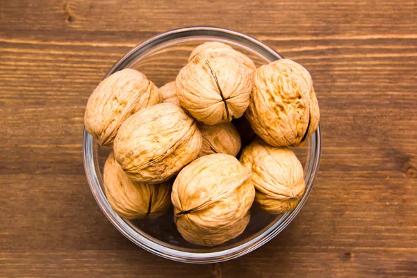 Ořechy Misce Dřevěné Stolce — Stock fotografie