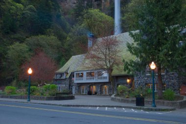 Multnomah Falls Lodge in Spring, Columbia Gorge Scenic Area, Multnomah County, Oregon, USA clipart