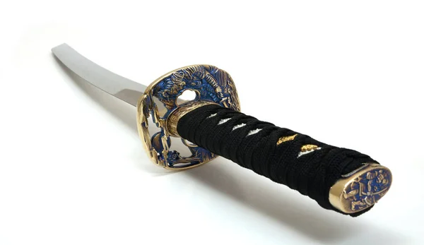 Eine Geschärfte Dekorative Katana Auf Weißem Hintergrund — Stockfoto