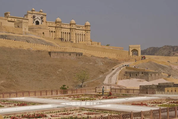 Fuerte Ámbar Encaramado Una Colina Cerca Jaipur Rajastán India —  Fotos de Stock