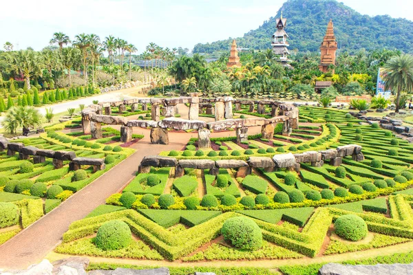 Giardino Stato Decorato Con Pietre Poste Insieme Splendidamente — Foto Stock