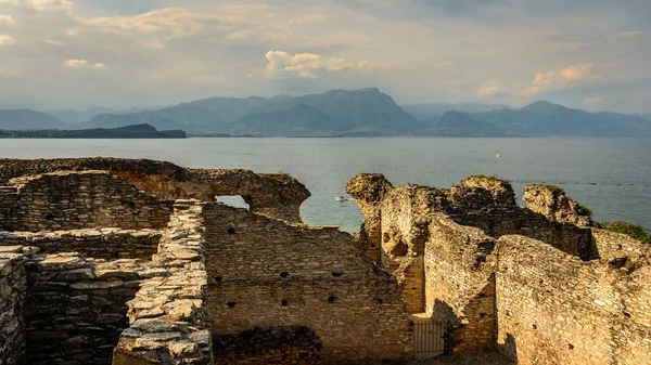 Cuevas Catulo Villa Romana Conocida Como Villa Catulliana Grotte Catullus — Foto de Stock