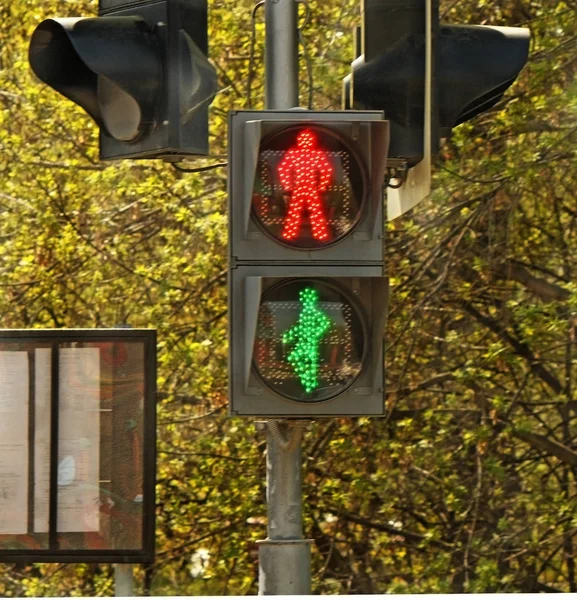 Semáforo Peatonal Con Luces Rojas Verdes — Foto de Stock