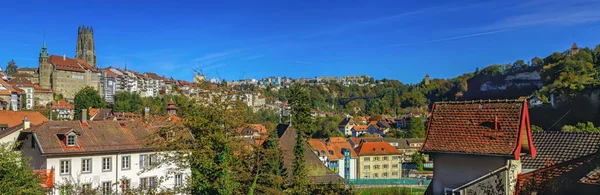 Panoramatický Pohled Chrám Svatého Mikuláše Fribourgu Švýcarsko — Stock fotografie