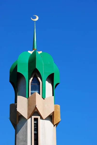 Torre Mezquita Cielo Azul — Foto de Stock