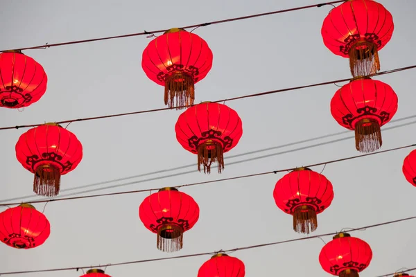 Lampada Rossa Celebrazioni Capodanno Cinese Una Lanterna Sera — Foto Stock