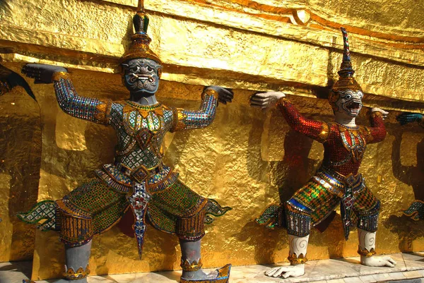 Grand Palace Bangkok Tayland Altın Pagoda Önünde Tay Kutsal Dev — Stok fotoğraf