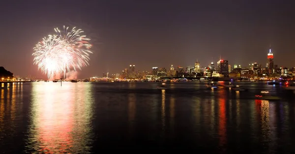 Nova Iorque Julho Fogos Artifício Macy Julho 2010 Sobre Rio — Fotografia de Stock