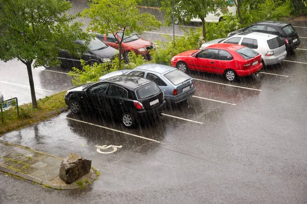 Carros Estacionados Chuva — Fotografia de Stock