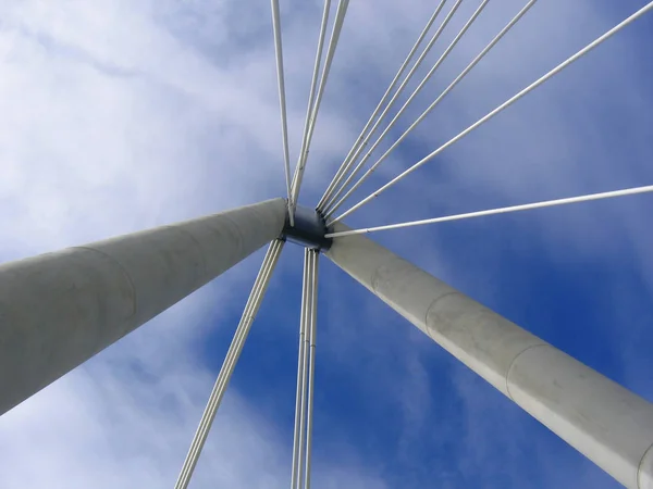 Close Shot Van Moderne Brug Steunen — Stockfoto