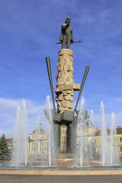 Immagine Della Statua Avram Iancu Pozzo Artesiano Cluj Napoca Transilvania — Foto Stock