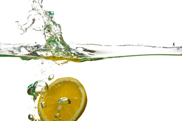 Розщеплення Краплі Води Лимон Воді — стокове фото