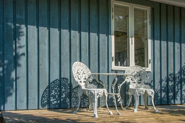 Veranda Con Escritorio Sillas Frente Una Residencia Verano Danesa — Foto de Stock