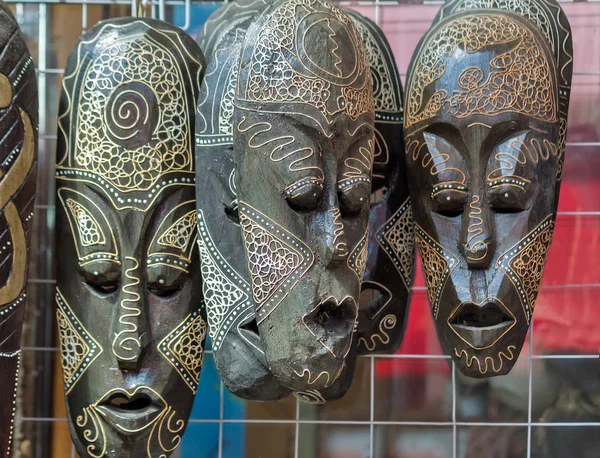 Πρωτότυπα Αναμνηστικά Θεατρικές Μάσκες Κατασκευασμένο Από Ξύλο Και Συμβολίζει Μια — Φωτογραφία Αρχείου