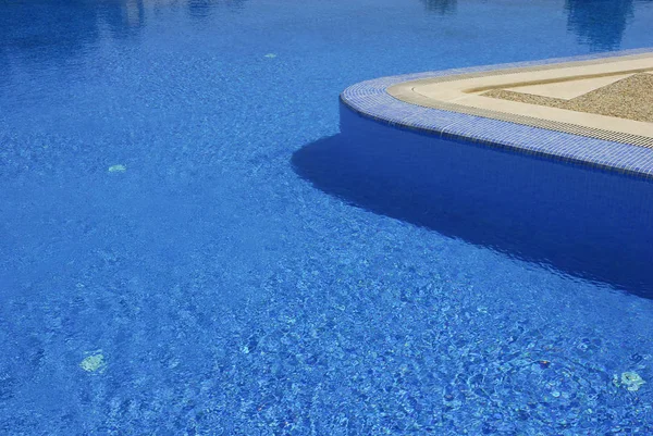 Swimming Pool Blue Water Summer Day — Stock Photo, Image