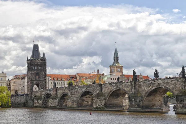Прага Карлов Мост Мостовая Башня Старый Город — стоковое фото