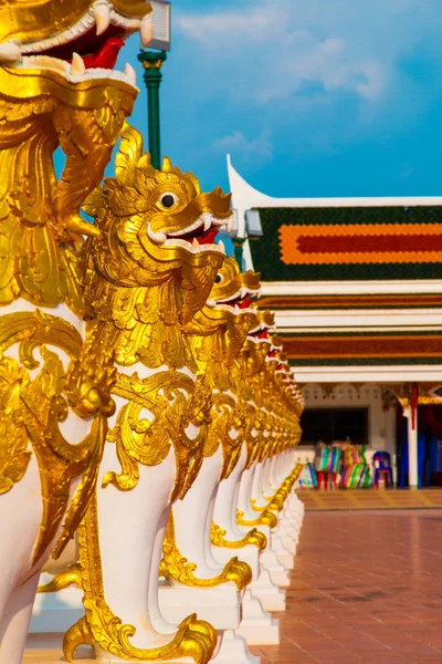 Wat Pra Heykel Ejderha Choeng Chum Sakon Nakhon Tayland — Stok fotoğraf