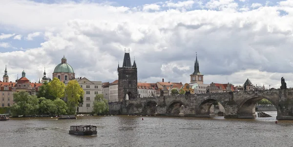 Прага Карлов Мост Мостовая Башня Старый Город — стоковое фото