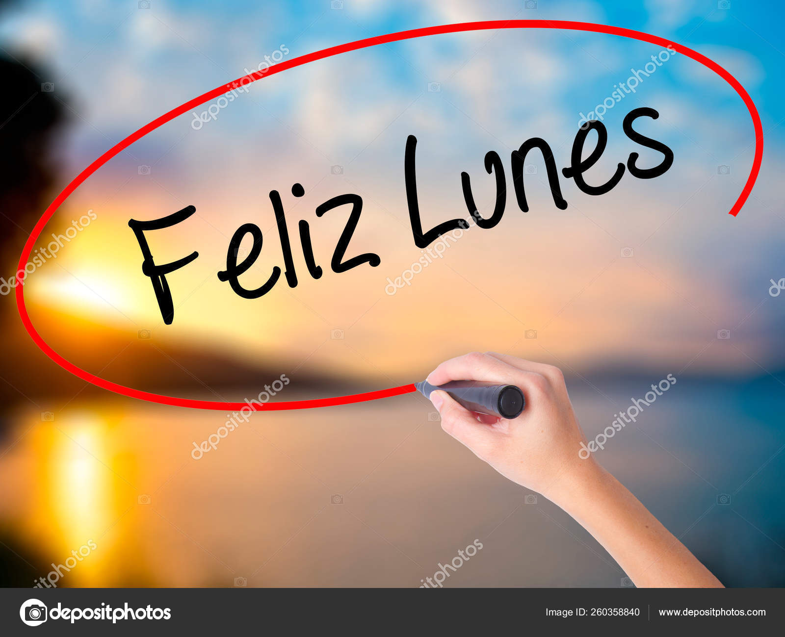 Hilo para dar los buenos días - Página 12 Depositphotos_260358840-stock-photo-women-hand-writing-feliz-lunes