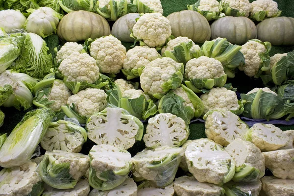 Legumes Frescos Para Venda Supermercado — Fotografia de Stock