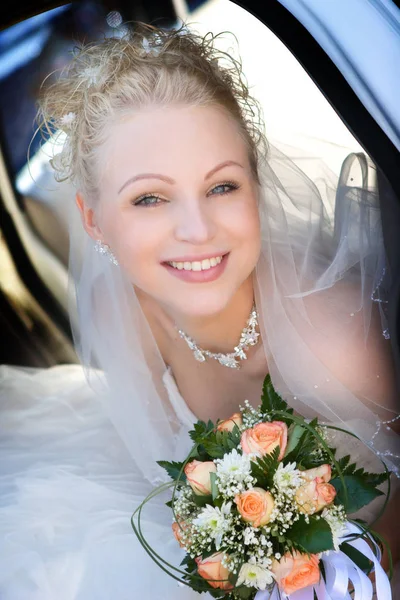 Portrait Bride Sitting Car — Stock Photo, Image