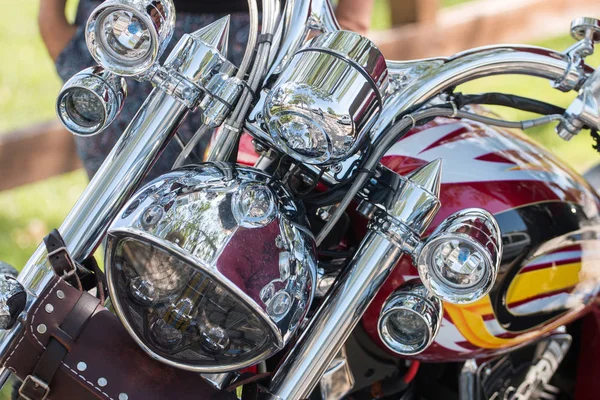 Detalle Vista Cercana Los Detalles Brillantes Una Motocicleta Clásica — Foto de Stock