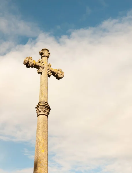 Närbild Toppen Engelska Cross Statue Till Minne Soldater Som Kämpade — Stockfoto