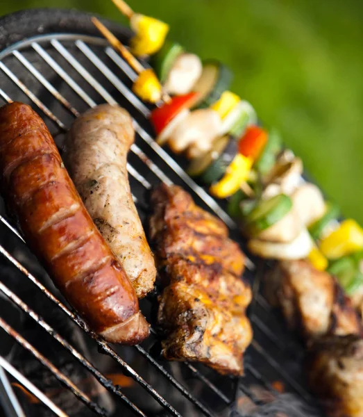 Kochen Auf Dem Grill Helles Buntes Lebendiges Thema — Stockfoto