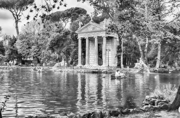 Tempel Van Aesculapius Bij Giardino Del Lago Villa Borghese Rome — Stockfoto