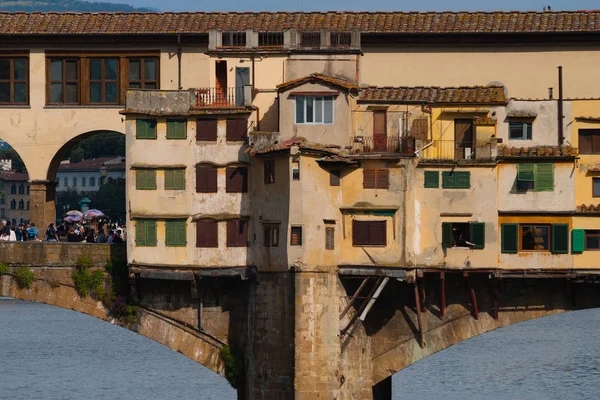 Ongebruikelijk Binnen Uitzicht Beroemde Ponte Vecchio Florence Italië — Stockfoto