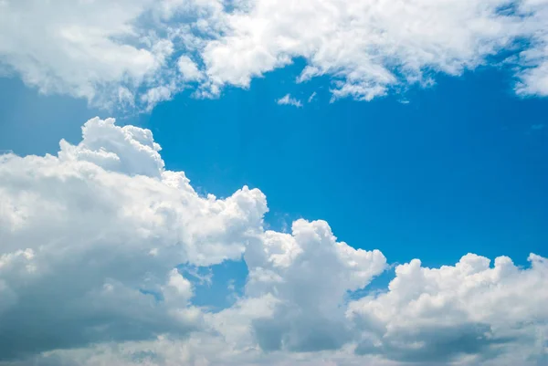 Μπλε Ουρανός Φόντο Σύννεφο — Φωτογραφία Αρχείου