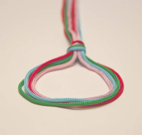 Loop Från Färg Snören Med Liten Knut — Stockfoto