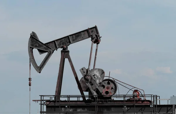 営業の石油と天然ガス井戸の詳細 — ストック写真