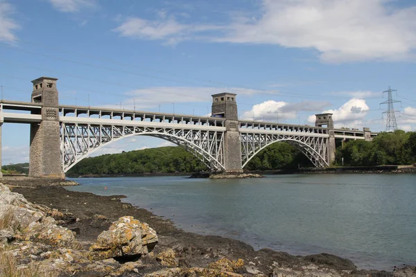 Puente Britannia Atravesando Estrecho Menai — Foto de Stock